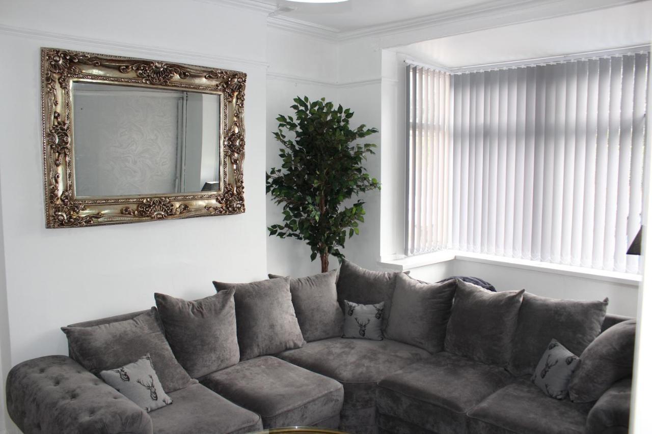 Luxury 3 Bedroom House Бирмингем Экстерьер фото