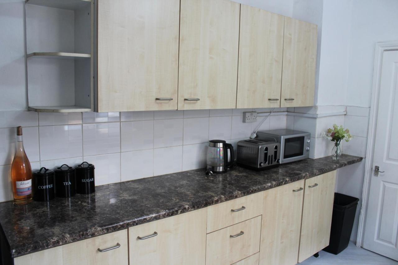 Luxury 3 Bedroom House Бирмингем Экстерьер фото